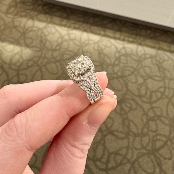 Bridal Set - Picture 2 of 2